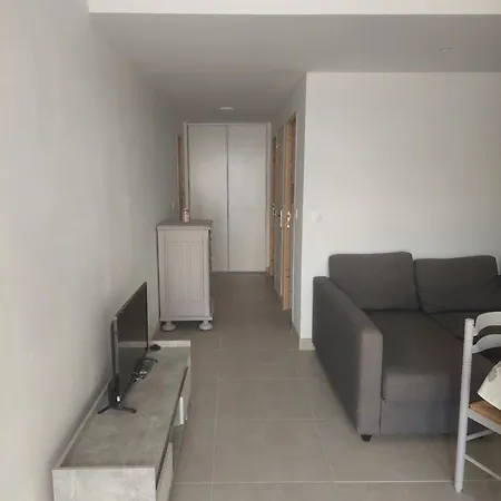 Chez Colette Nébian